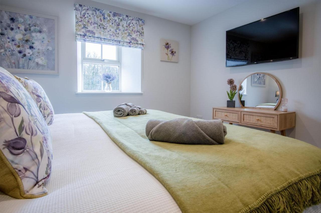 Kiln Park Farmhouse - 4 Bedroom Cottage - Нарбърт Екстериор снимка