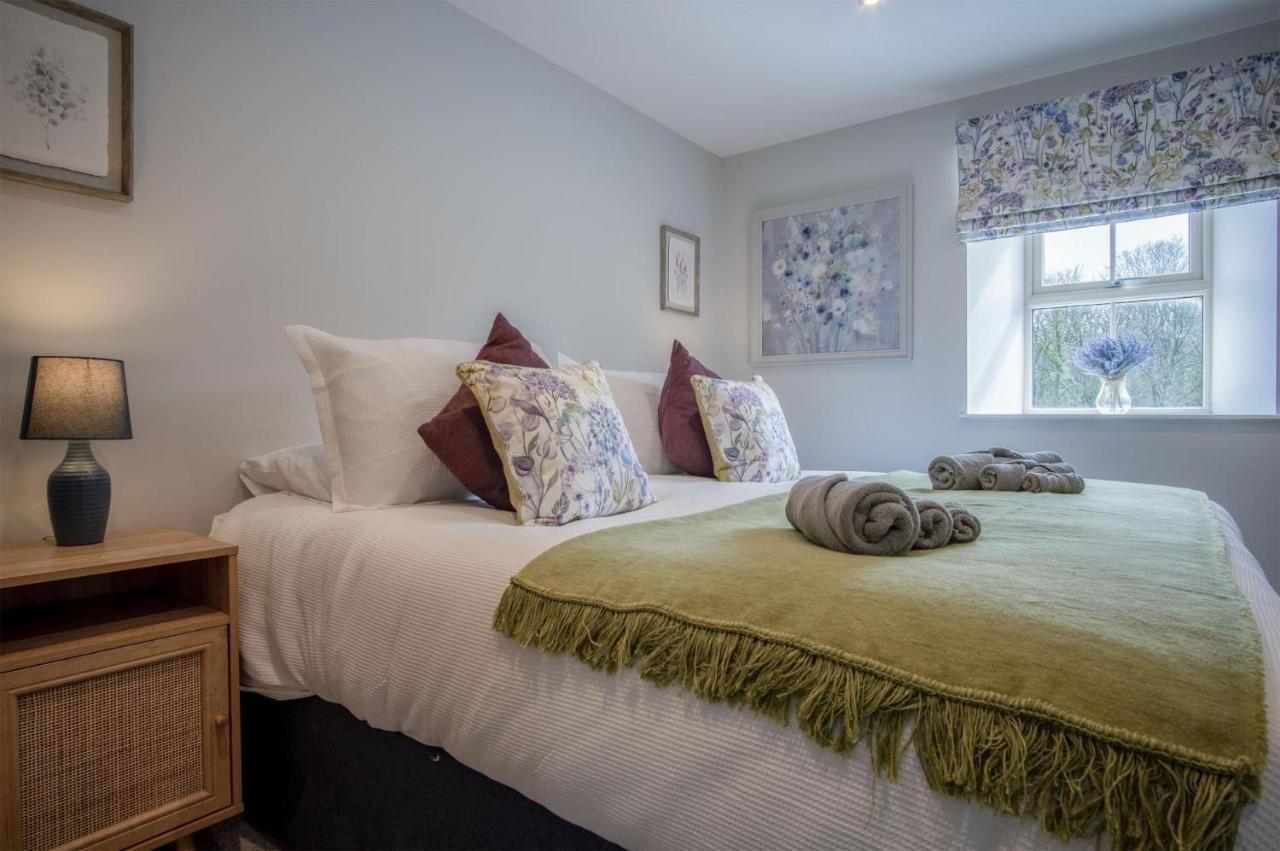 Kiln Park Farmhouse - 4 Bedroom Cottage - Нарбърт Екстериор снимка