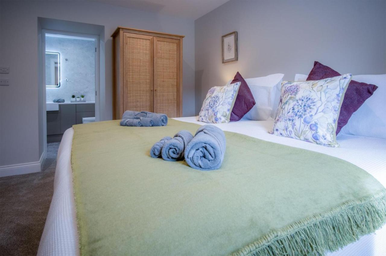 Kiln Park Farmhouse - 4 Bedroom Cottage - Нарбърт Екстериор снимка